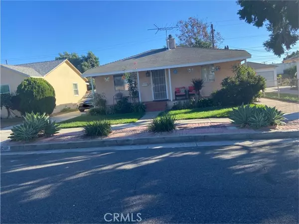 2608 East Van Buren Street, Long Beach, CA 90810