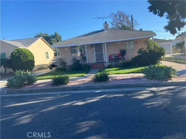 2608 East Van Buren Street, Long Beach, CA 90810