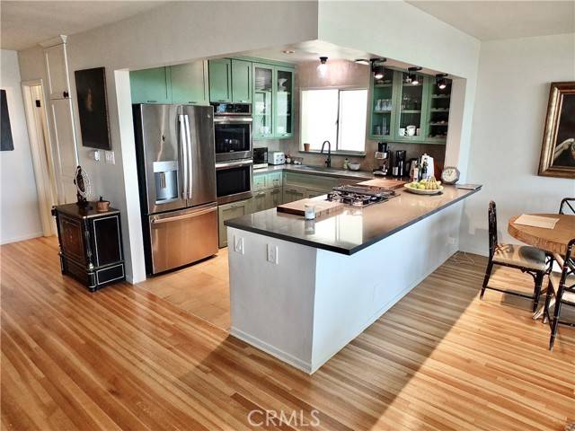 Long Beach, CA 90803,3901 East Livingston East Drive
