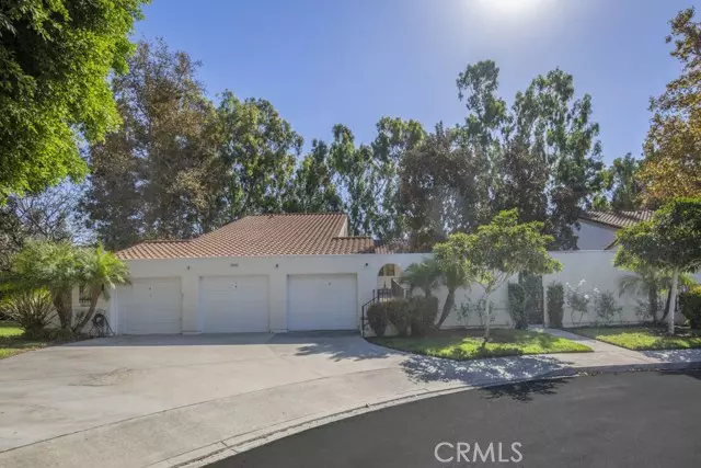 Laguna Woods, CA 92637,5533 Via La Mesa