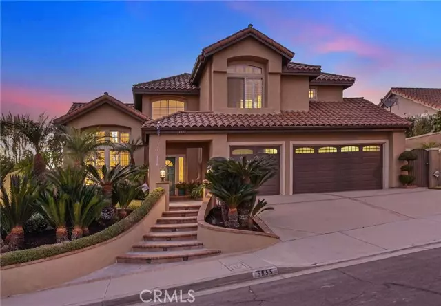 Yorba Linda, CA 92887,5555 MEADOW LAKE Lane