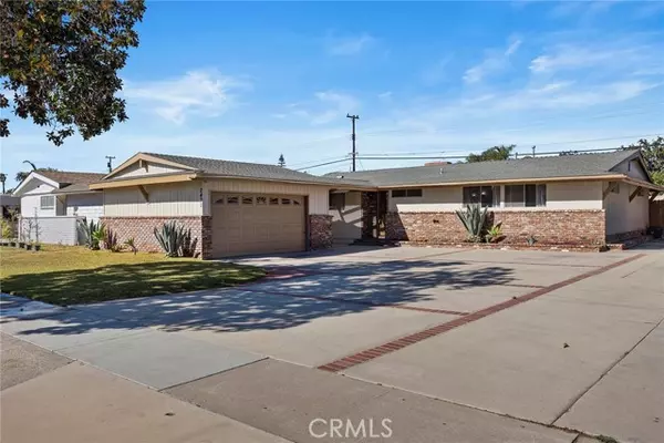 2471 West Chanticleer Road, Anaheim, CA 92804