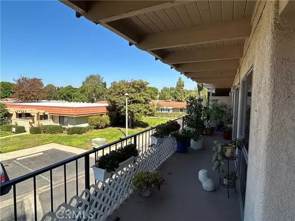 Laguna Woods, CA 92637,3014 Via Buena Vista