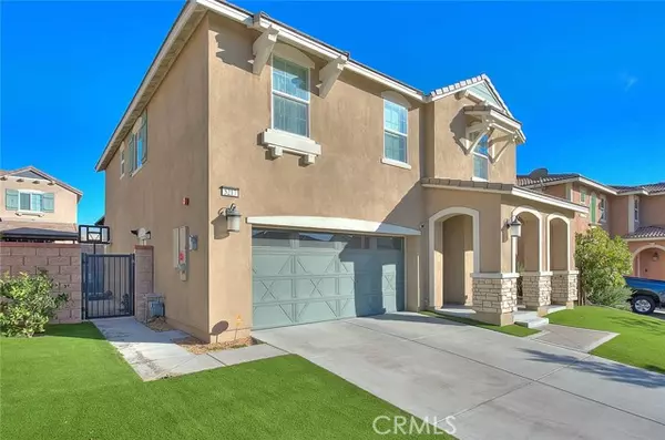 Fontana, CA 92336,5217 Blueberry Avenue