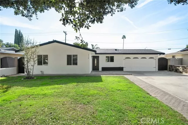 2524 West Borchard Avenue, Santa Ana, CA 92704