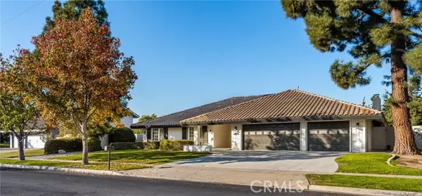 19001 Castlegate Lane, North Tustin, CA 92705