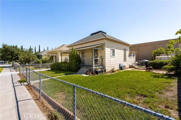 Orange, CA 92866,171 North Cypress Street