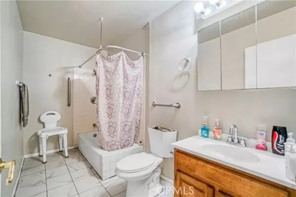 Los Angeles, CA 90061,151 West 110th Street