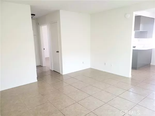 Huntington Beach, CA 92649,16742 Lynn Lane