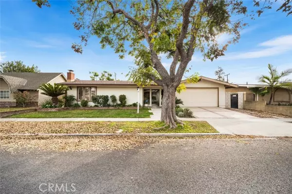 2722 Mainway Drive, Los Alamitos, CA 90720