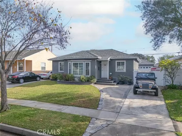 5134 Woodruff Avenue, Lakewood, CA 90713