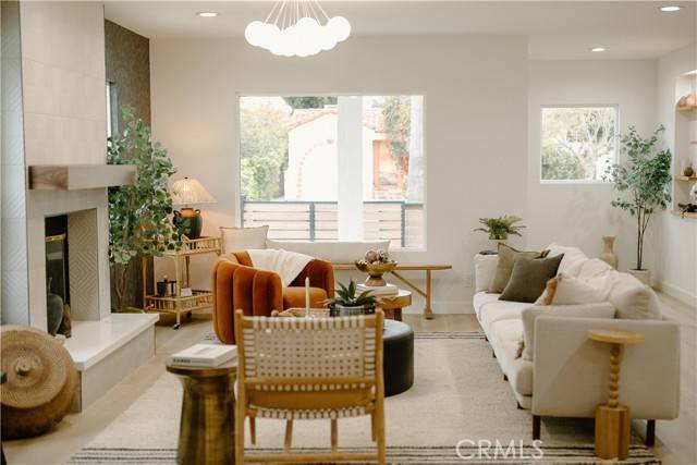 3274 Garden Avenue, Los Angeles, CA 90039