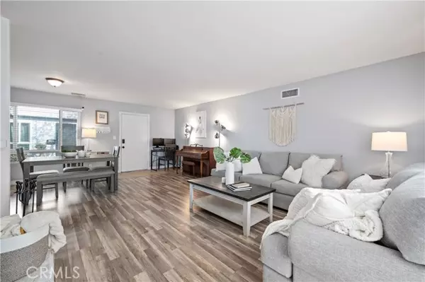 Tustin, CA 92780,1129 East 1st Street