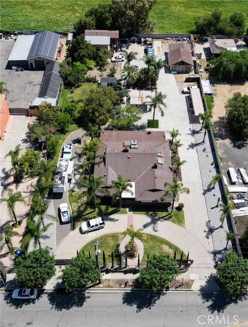 Fontana, CA 92337,10881 Oleander Avenue