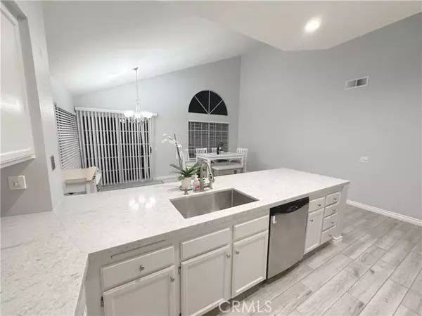 Yorba Linda, CA 92886,17065 Brooklyn Avenue