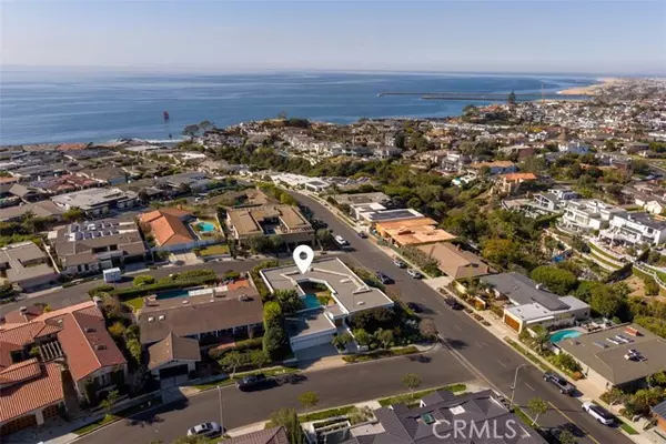 Corona Del Mar, CA 92625,4501 Roxbury Road