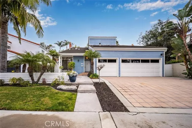 16282 Mandalay Circle, Huntington Beach, CA 92649