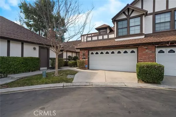 950 South Rim Crest Drive, Anaheim Hills, CA 92807