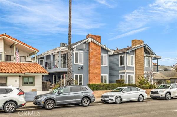 812 West Balboa Boulevard, Newport Beach, CA 92661