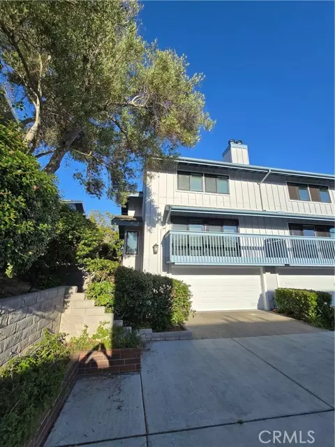 3252 Caminito Ameca, La Jolla, CA 92037