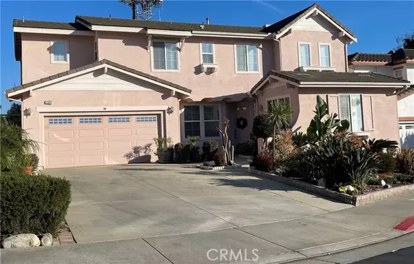 2304 Promontory Drive, Signal Hill, CA 90755