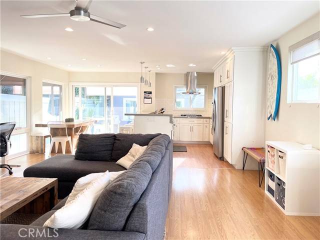 Long Beach, CA 90814,359 Panama Avenue