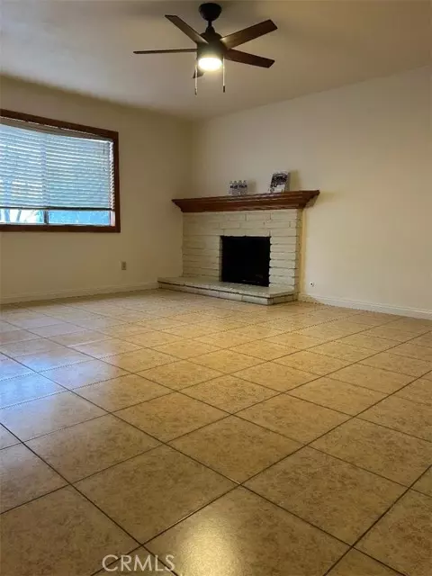 Anaheim, CA 92804,9166 Cerritos Avenue