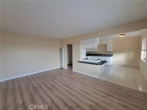 2352 Lewis Avenue, Signal Hill, CA 90755