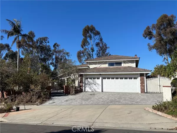 5205 Vista Montana,  Yorba Linda,  CA 92886