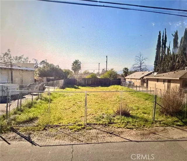 San Bernardino, CA 92410,7570 Bonnie Street