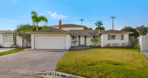 1901 Diana Lane, Newport Beach, CA 92660