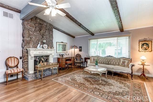 La Mirada, CA 90638,14035 Lake Glen Drive