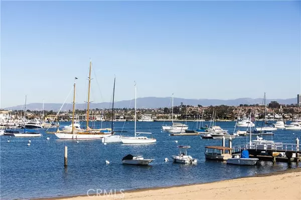 925 West Bay Avenue, Newport Beach, CA 92661