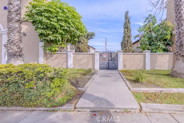 Anaheim, CA 92804,902 South Fann Street