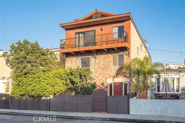 66 Santa Ana Avenue, Long Beach, CA 90803