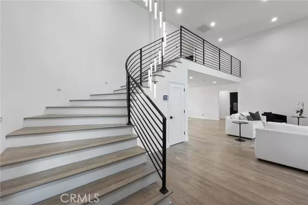 Long Beach, CA 90808,4620 East Harvey Way