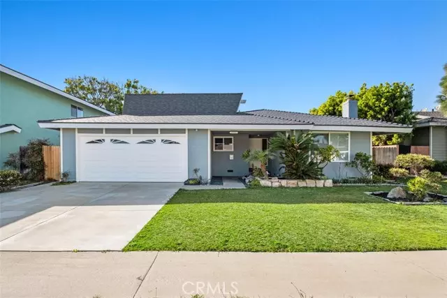 17351 Wild Rose Lane, Huntington Beach, CA 92649