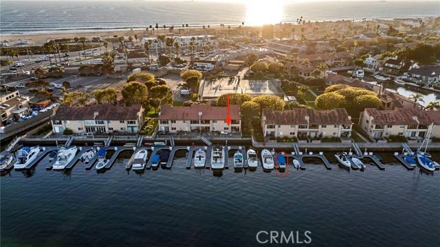 Huntington Beach, CA 92649,17132 Bluewater Lane
