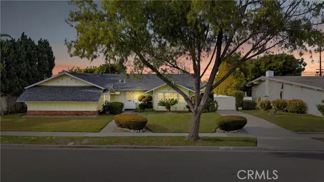 3041 Yellowtail Drive, Los Alamitos, CA 90720