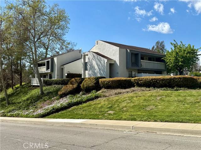 495 South Ranch View Circle, Anaheim, CA 92807