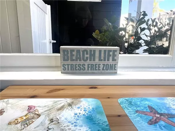 Newport Beach, CA 92661,419 East Bay Avenue