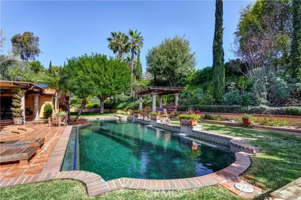 La Habra Heights, CA 90631,2190 Choral Drive