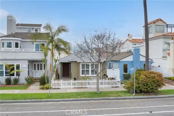 1633 Ocean Avenue, Seal Beach, CA 90740