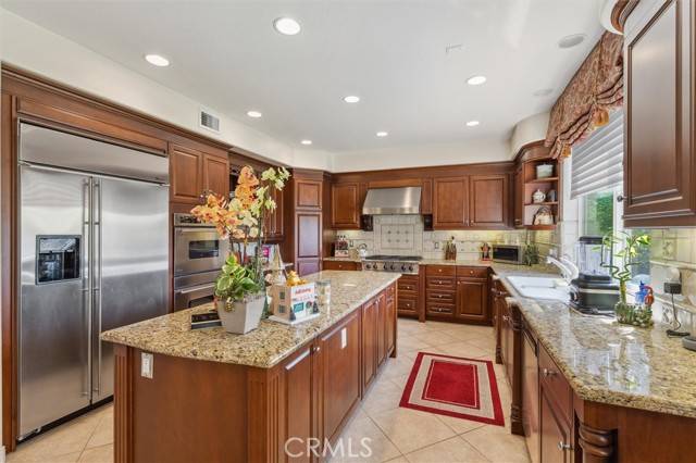 Yorba Linda, CA 92887,5435 Vista Del Mar