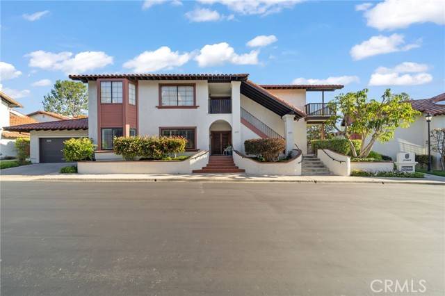 6233 Riviera Circle, Long Beach, CA 90815