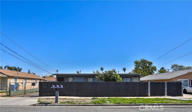 5787 Warren Street, Riverside, CA 92503