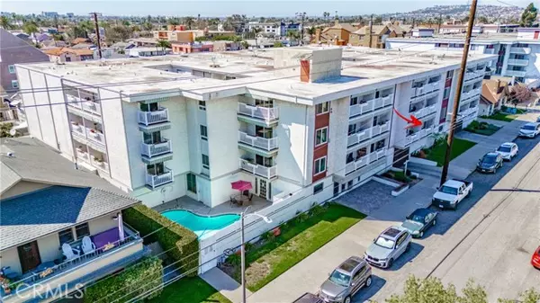 Long Beach, CA 90814,363 Newport Avenue