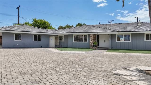 2550 West Rowland Avenue, Anaheim, CA 92804