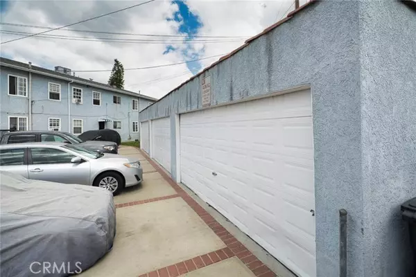 Los Angeles, CA 90022,1234 Clela Avenue