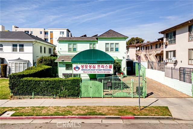 423 South Commonwealth Avenue, Los Angeles, CA 90020